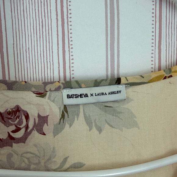 Floral V-Neck Yellow Maxi Dress batsheva Laura Ashley - Picture 2 of 5